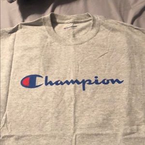 Classic champion print tee